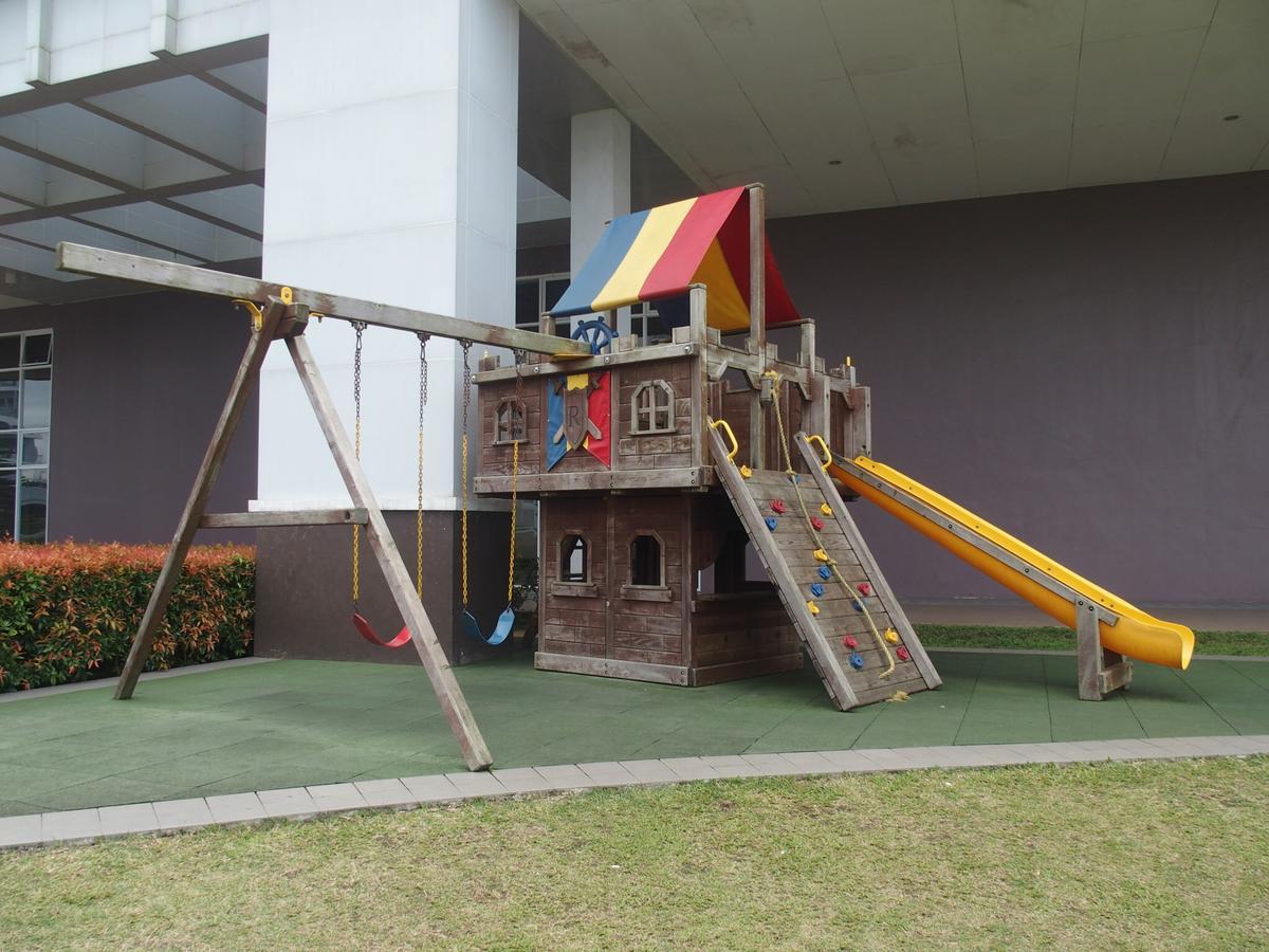 טגאיטאי Cozy Family Suite With Stunning View Of Taal מראה חיצוני תמונה